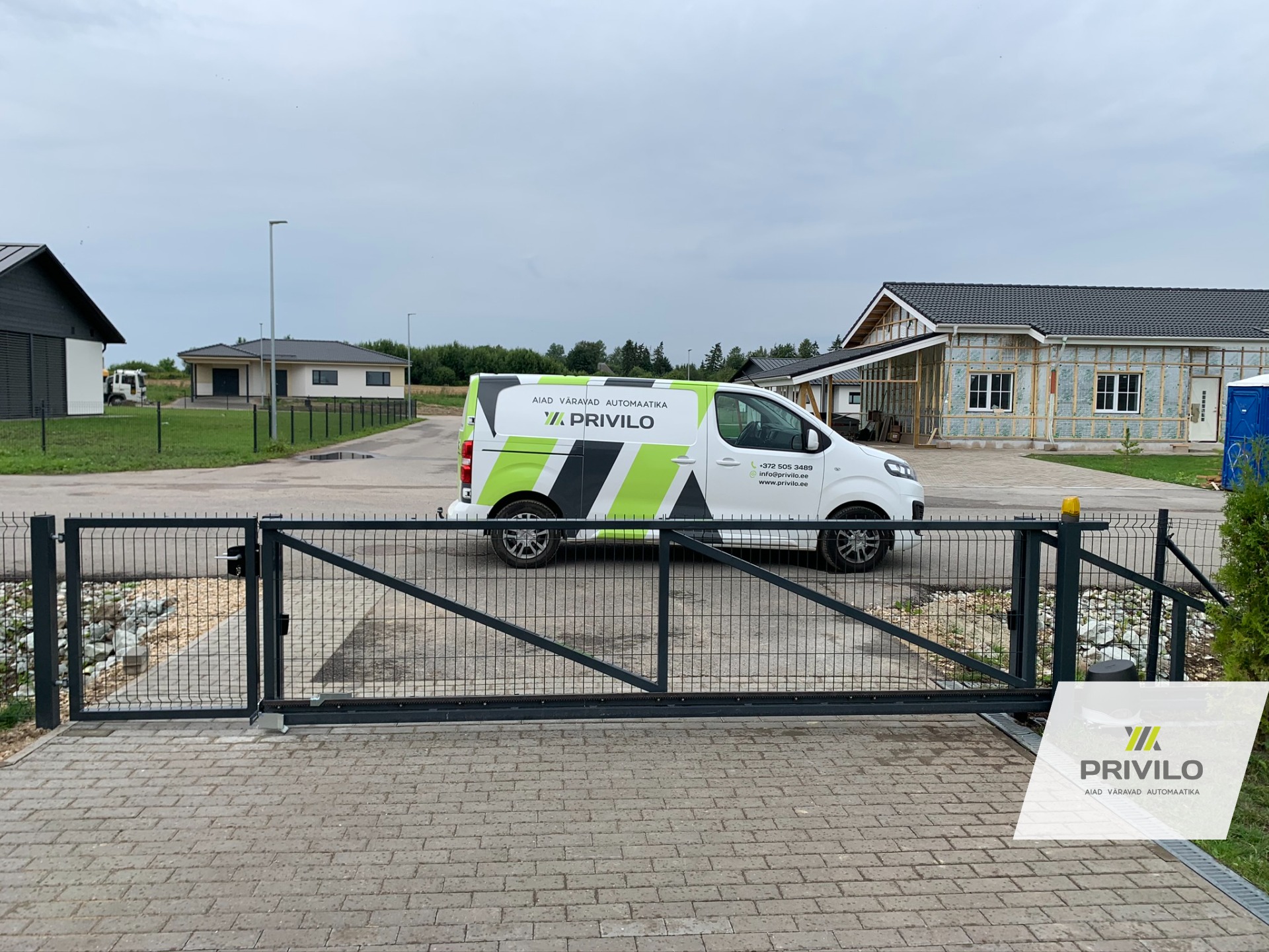 Liugvärav, automaatika, jalgvärav., Paneelaiad, Liugväravad, Automaatika, Tartumaa, pilt 3 – Privilo