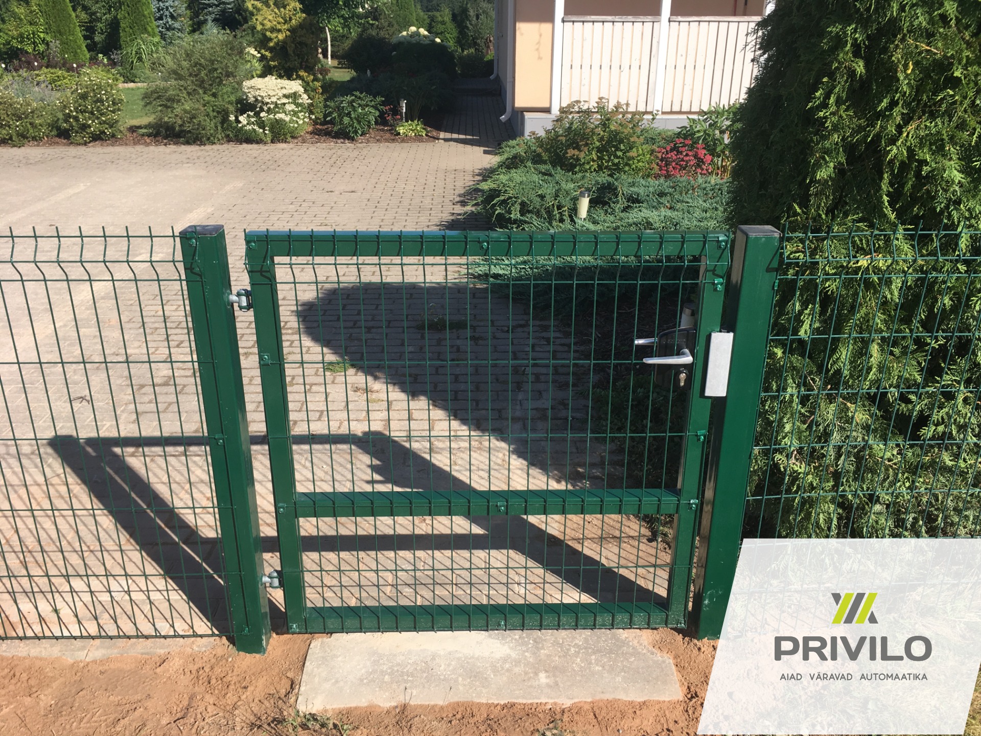 Automaatikaga tiibvärav. Jalgvärav. Paneelkate., Tiibväravad, Jalgväravad, Automaatika, Tartumaa, pilt 3 – Privilo
