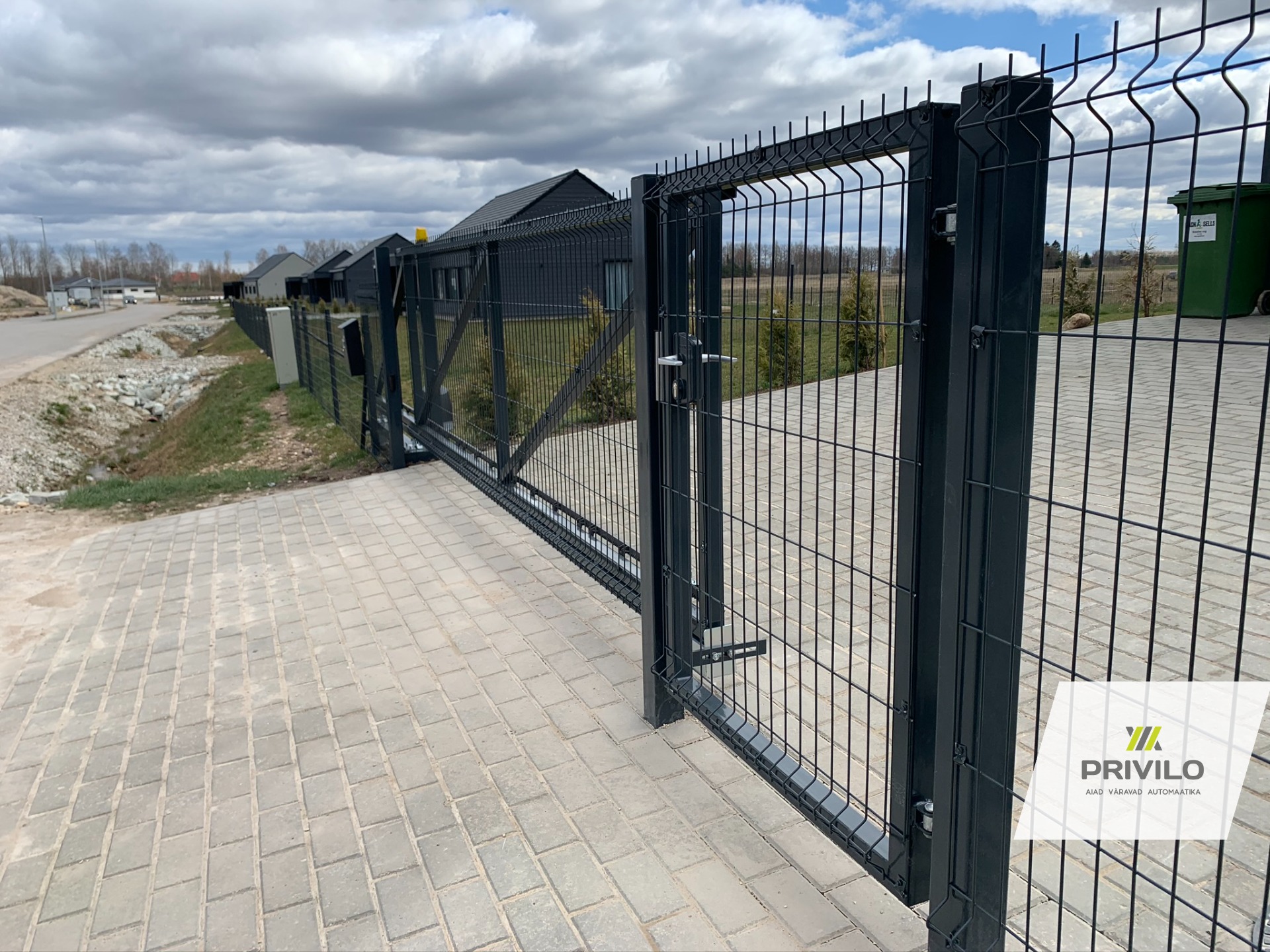 Liugvärav, jalgvärav, automaatika., Liugväravad, Automaatika, Tartumaa, pilt 2 – Privilo