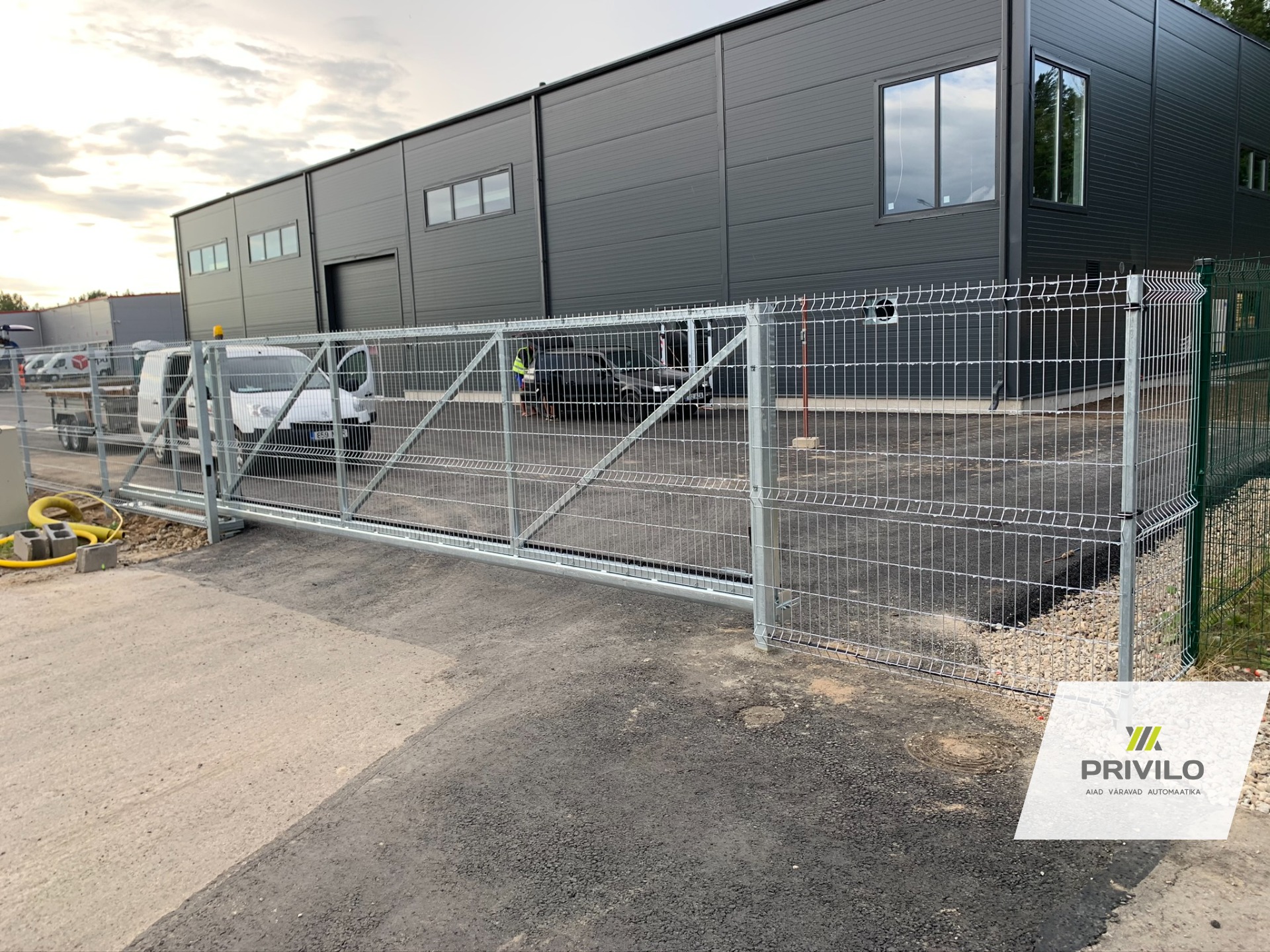 Paneelaed, liugvärav., Paneelaiad, Liugväravad, Automaatika, Jõhvi – Privilo