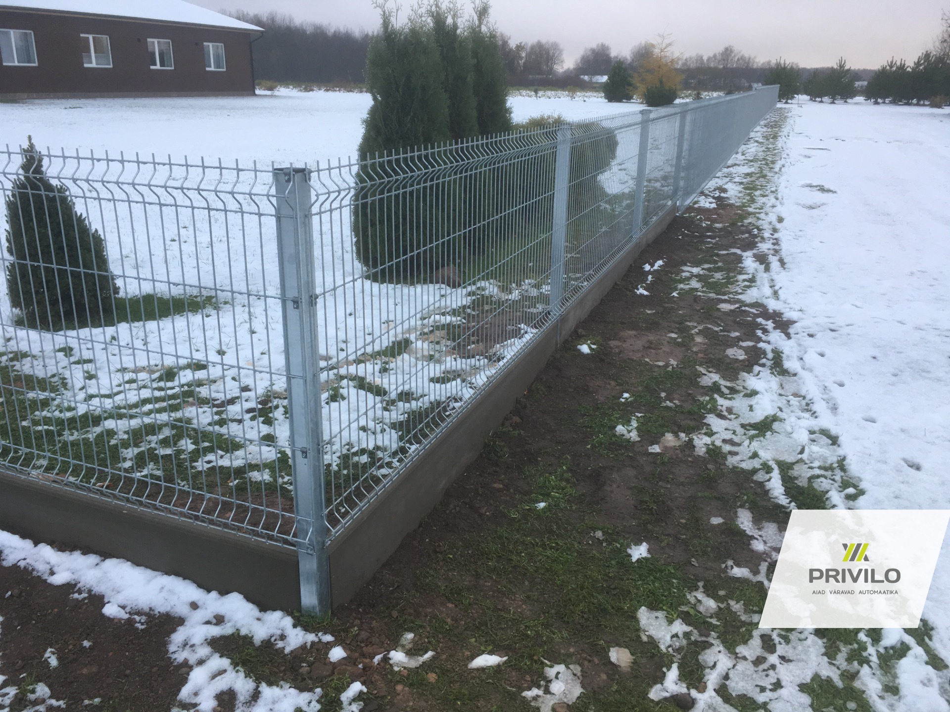 Paneelaed, betoonsokkel., Paneelaiad, Tartumaa, pilt 4 – Privilo